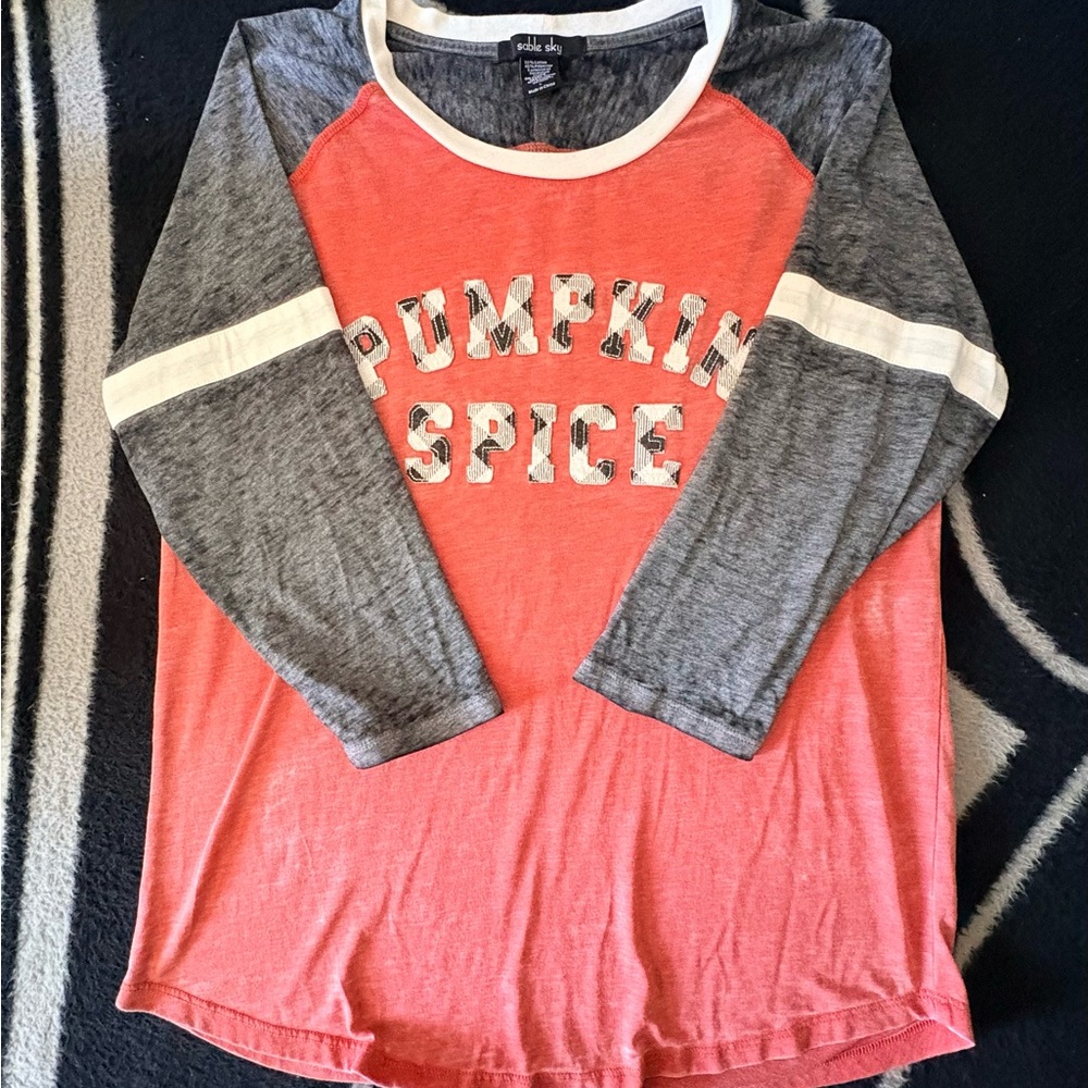 Half Sleeve Pumpkin Spice Tee - Coral and Gray